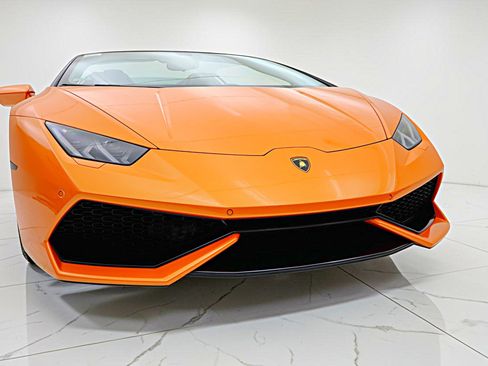 Used 2017 Lamborghini Huracan LP 610-4 AWD/4WD image 24