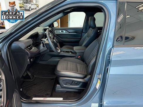Used 2025 Ford Explorer ST-Line w/ Premium Package AWD/4WD image 6