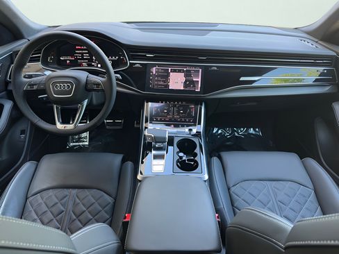 Used 2026 Audi SQ8 Prestige w/ Prestige Package AWD/4WD image 30
