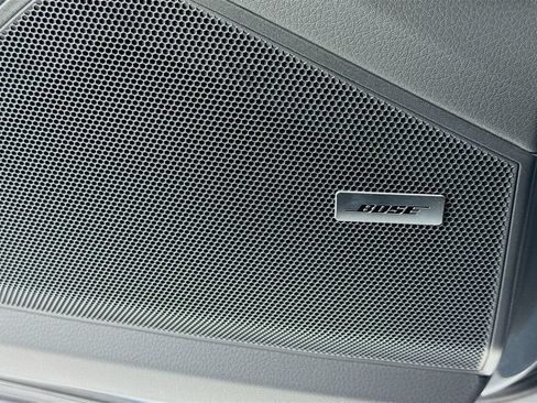 New 2026 Porsche Cayenne Coupe AWD/4WD image 13