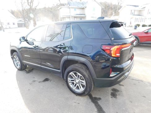 Used 2025 GMC Terrain Elevation image 5