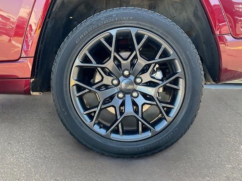 Used 2025 Jeep Grand Cherokee L Summit image 33