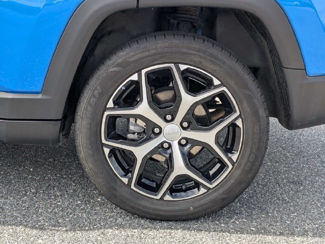 Used 2024 Jeep Compass Limited AWD/4WD image 11