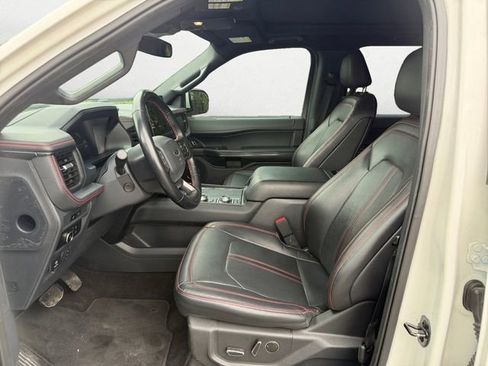 Used 2023 Ford Expedition Limited AWD/4WD image 9