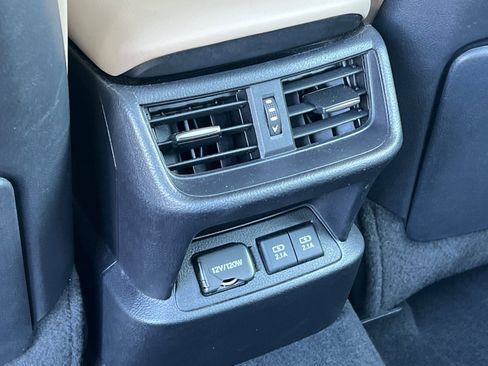 Used 2019 Lexus ES 350 w/ Premium Package image 15