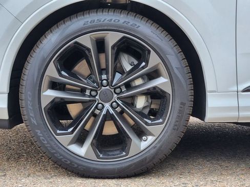 New 2026 Audi Q7 Premium Plus AWD/4WD image 9