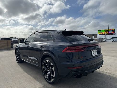 Used 2024 Audi RS Q8 w/ Black Optic Package image 5