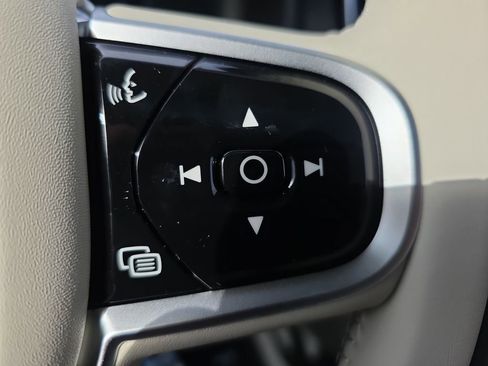 New 2026 Volvo XC90 T8 Ultra w/ Protection Package Premier image 28