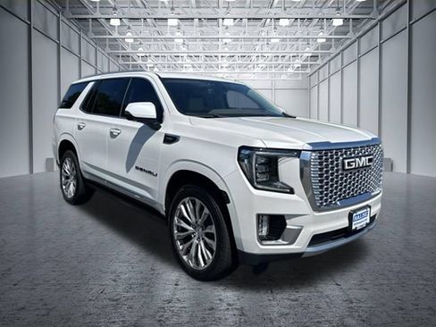 Used 2022 GMC Yukon Denali w/ Max Trailering Package AWD/4WD image 10