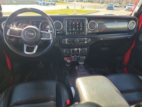 Used 2022 Jeep Wrangler Unlimited Rubicon w/ Trailer Tow Package image 9