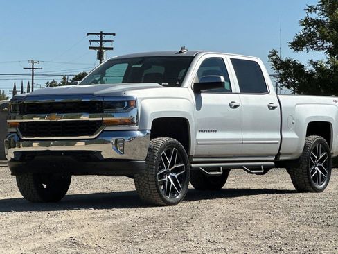 Used 2017 Chevrolet Silverado 1500 LT w/ All Star Edition AWD/4WD image 8