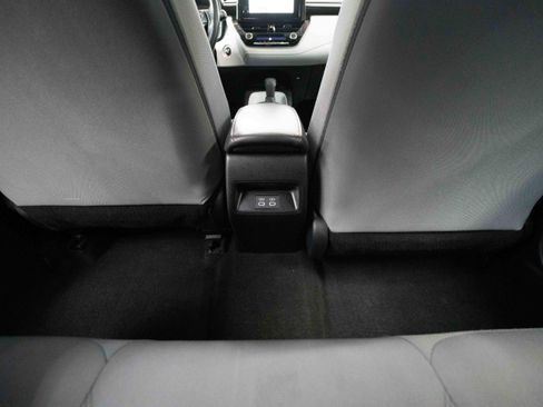 Used 2024 Toyota Corolla SE w/ SE Premium Package FWD image 22