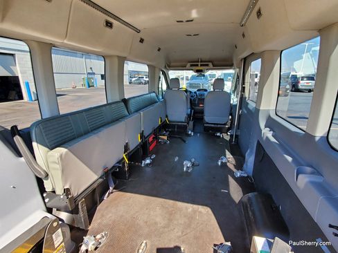 Used 2016 Ford Transit 350 XL RWD image 21