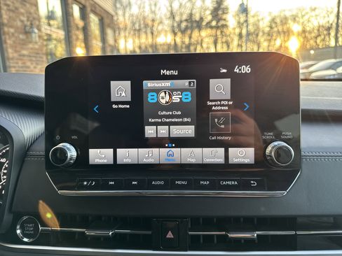 Used 2024 Mitsubishi Outlander SE image 18