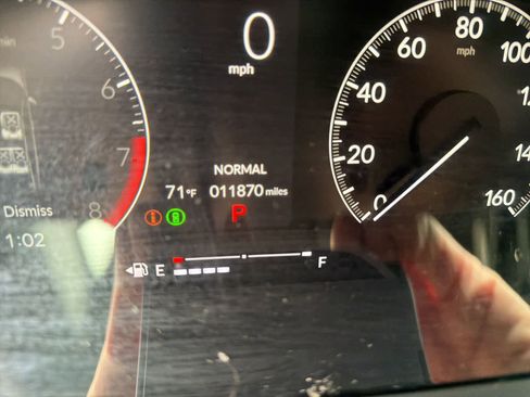 Used 2023 Honda Civic Sport image 2