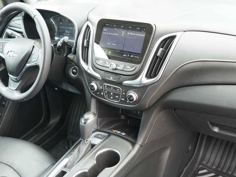 Used 2020 Chevrolet Equinox Premier w/ Premier Redline Edition FWD image 26