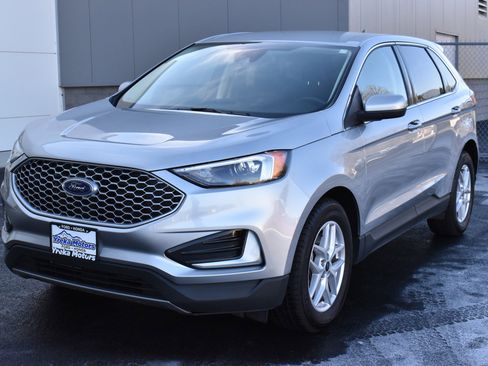 Used 2024 Ford Edge SEL image 12