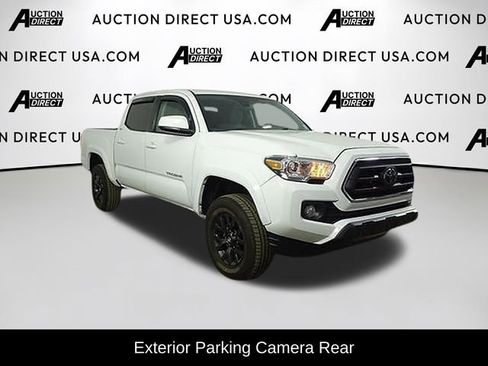 Used 2023 Toyota Tacoma SR5 RWD image 2