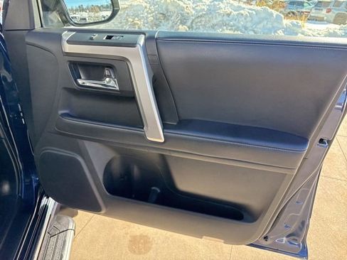 Used 2023 Toyota 4Runner Limited image 32