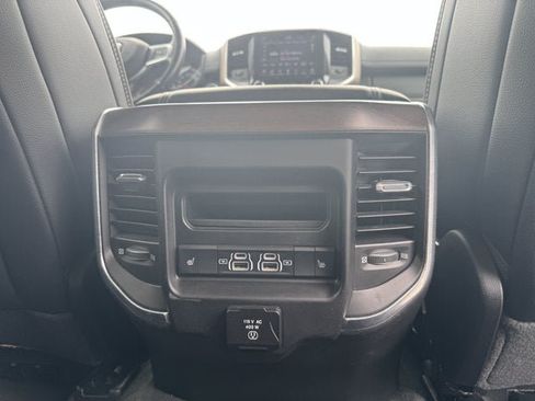 Used 2021 RAM 1500 Laramie AWD/4WD image 15