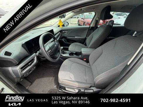 Certified 2025 Kia K4 FWD image 10