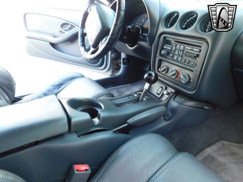 Used 1999 Pontiac Firebird Formula w/ Security Pkg image 15