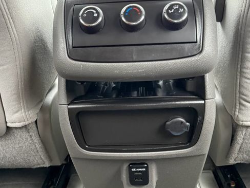 Used 2016 Buick Enclave Convenience FWD image 32