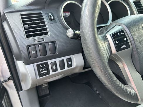 Used 2013 Toyota Tacoma 4x4 Double Cab w/ SR5 Pkg image 10