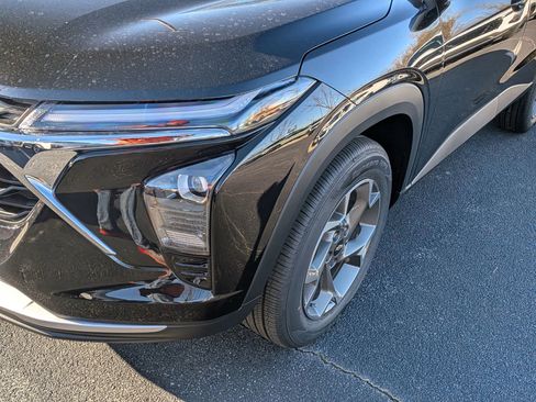 New 2026 Chevrolet Trax LT w/ Driver Confidence Package image 10