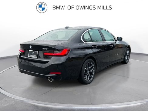 Certified 2025 BMW 330i xDrive Sedan w/ Premium Package image 9