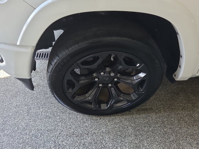 Used 2023 RAM 1500 Limited AWD/4WD image 4