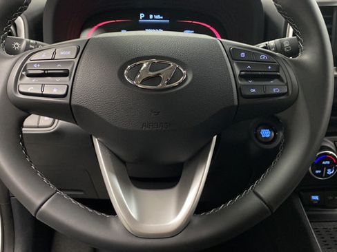 New 2026 Hyundai Venue SEL FWD image 16