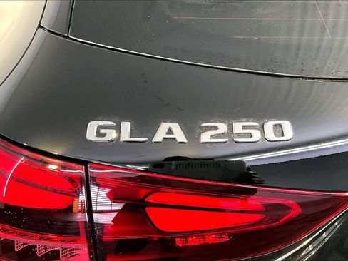 New 2026 Mercedes-Benz GLA 250 4MATIC image 6