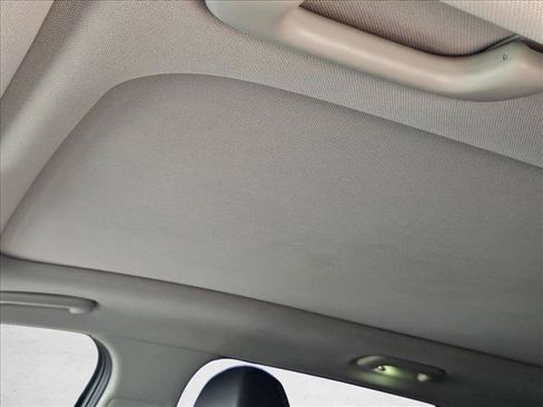 Used 2021 Kia Sorento S w/ Panoramic Sunroof Package AWD/4WD image 13