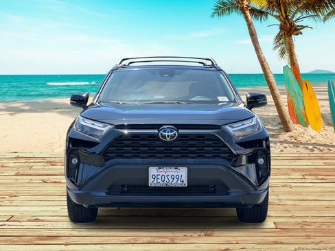 Used 2023 Toyota RAV4 XLE Premium FWD image 9