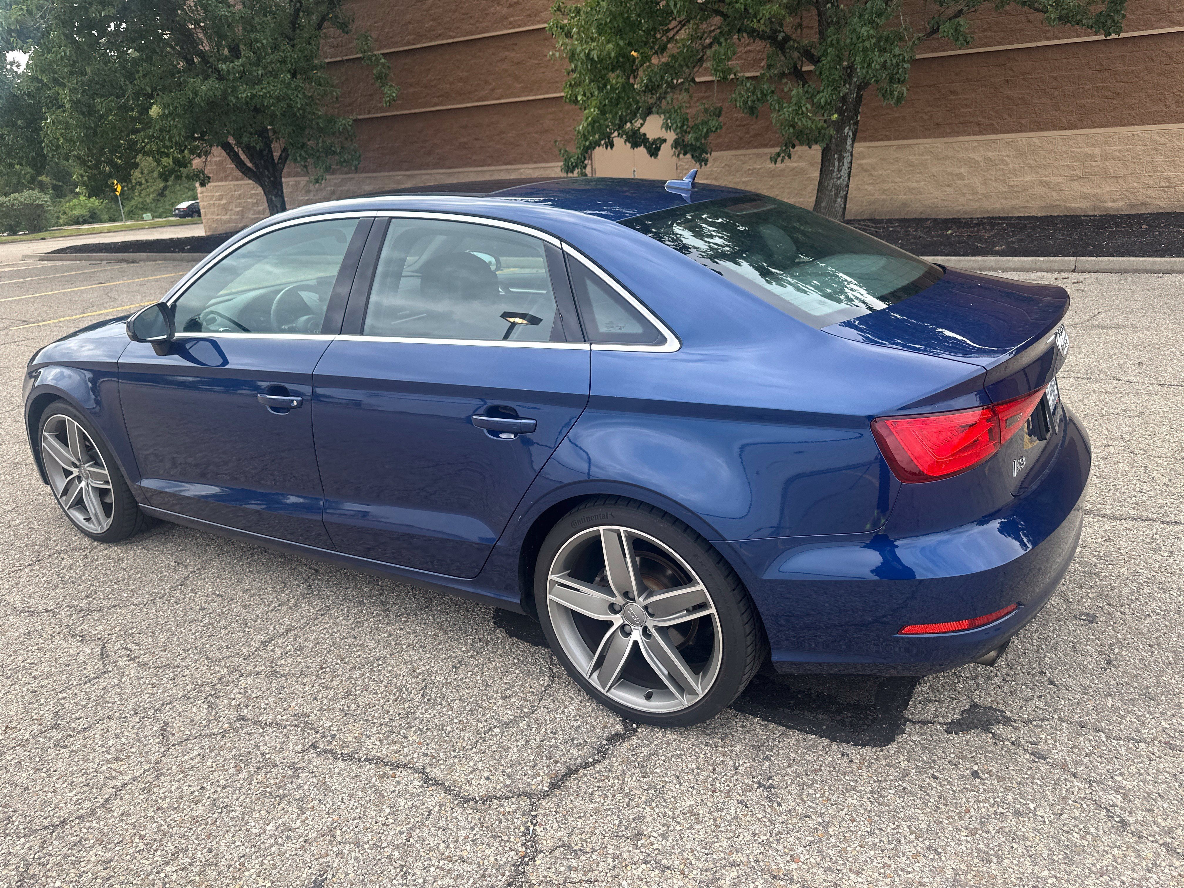 Used 2016 Audi A3 2.0T Premium Plus w/ Premium Plus Package AWD/4WD image 16