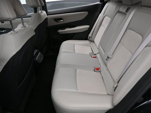 Used 2023 Nissan Ariya EMPOWER+ image 33