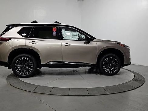 New 2026 Nissan Rogue Platinum AWD/4WD image 6