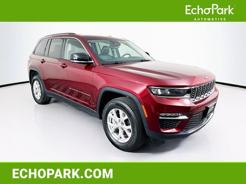 Used 2023 Jeep Grand Cherokee Limited AWD/4WD image 1