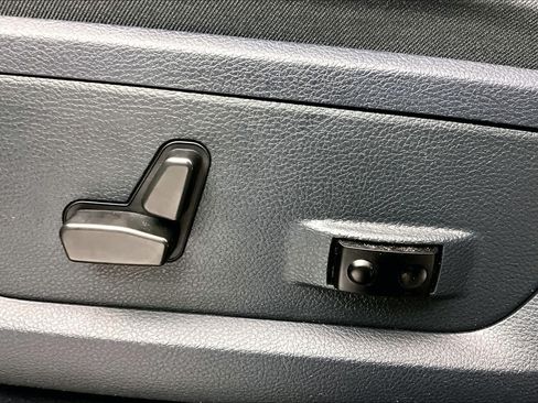 Used 2021 RAM 2500 Limited AWD/4WD image 30