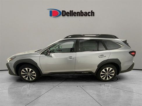 Used 2024 Subaru Outback Limited XT image 2