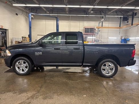 Used 2019 RAM 1500 Express w/ Express Value Package image 3
