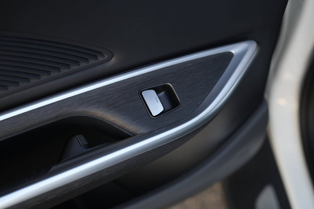 Used 2024 Lucid Air Pure RWD image 27