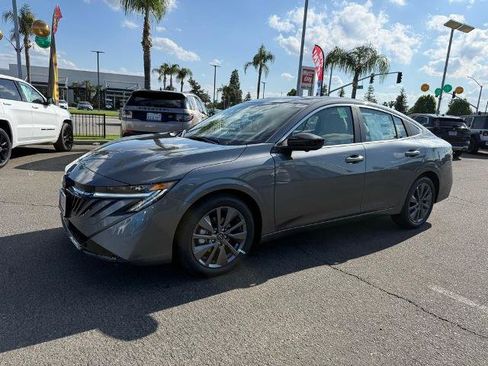 New 2026 Nissan Sentra SL w/ Floor Mat Package FWD image 3