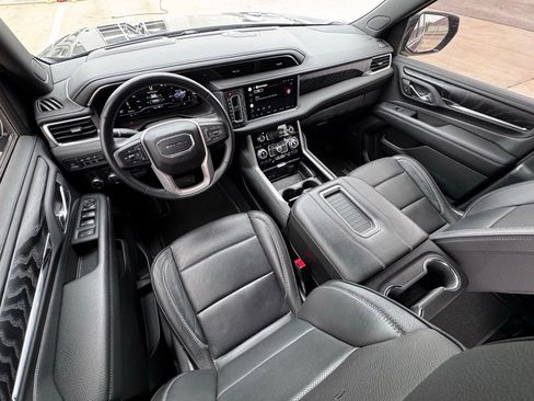 Used 2022 GMC Yukon Denali AWD/4WD image 13