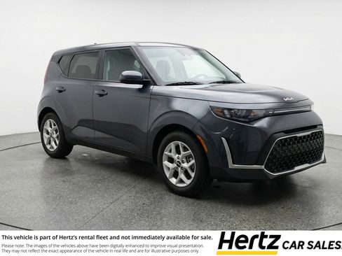 Used 2025 Kia Soul LX w/ LX Technology Package FWD image 1