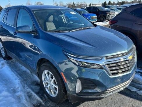 Used 2024 Chevrolet Equinox LT image 1