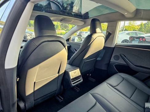 Used 2024 Tesla Model 3 Standard Range RWD image 25