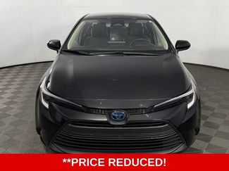 Used 2024 Toyota Corolla LE video 2