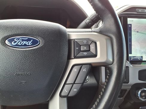 Used 2022 Ford F350 Lariat w/ Lariat Ultimate Package AWD/4WD image 34